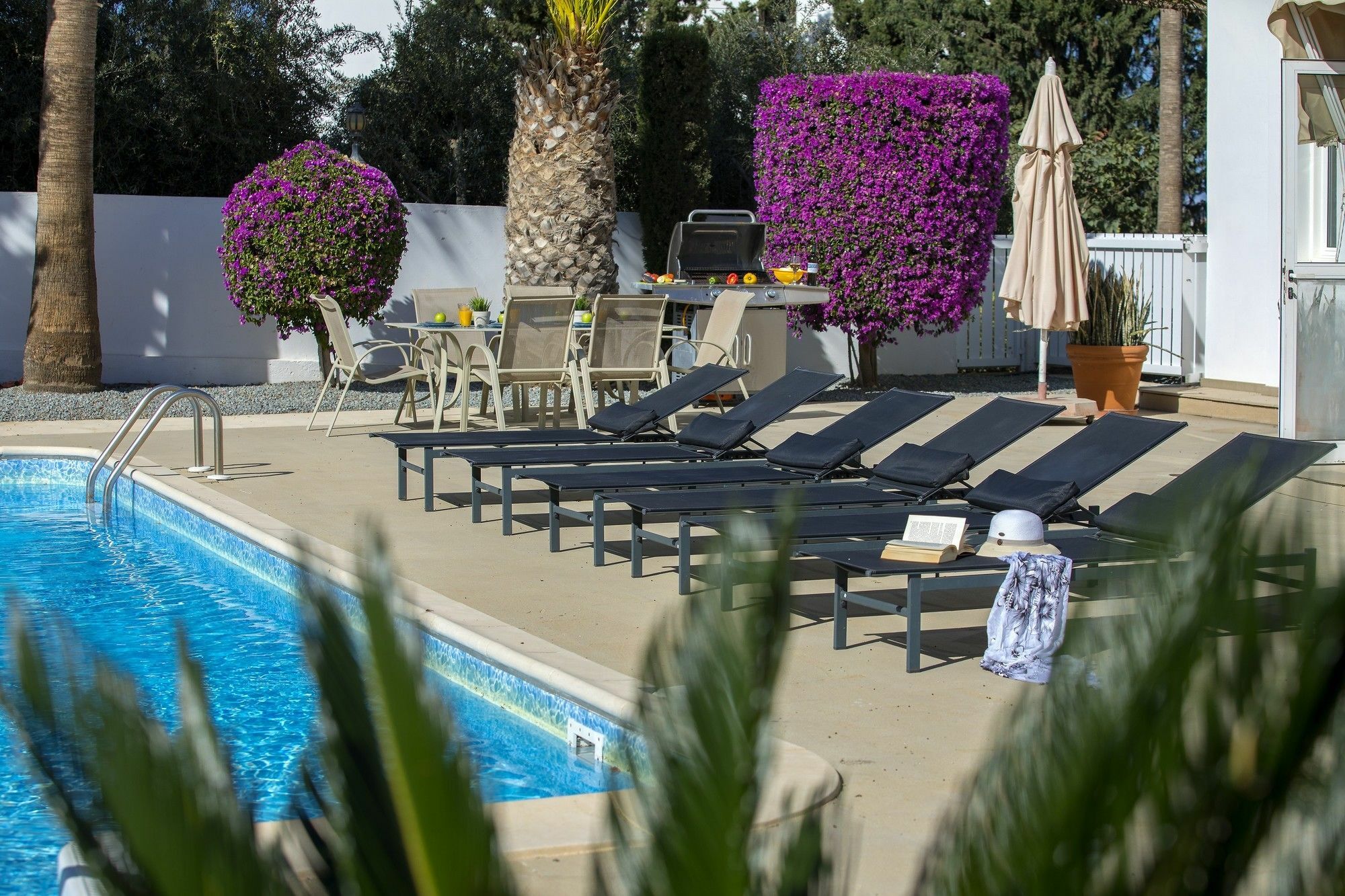 Villa Georgia Pernera Bagian luar foto